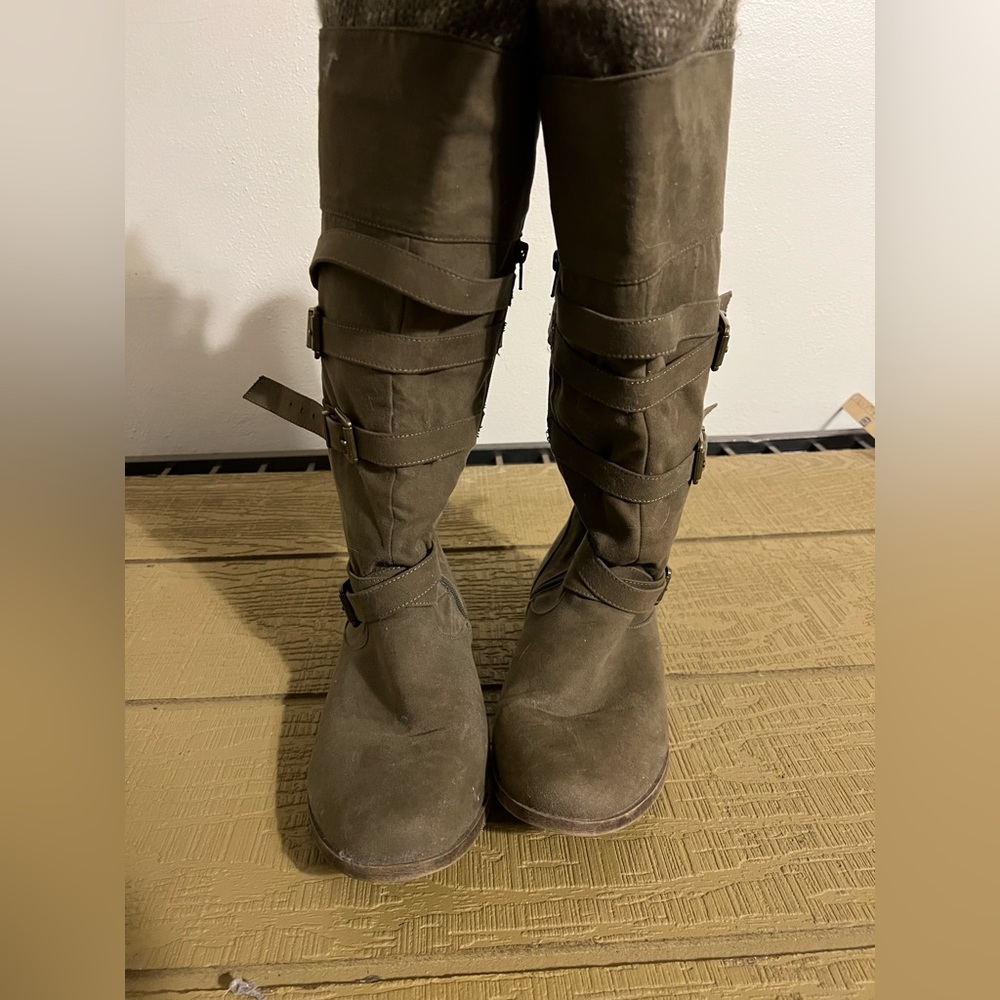 Just fab size 11 boots